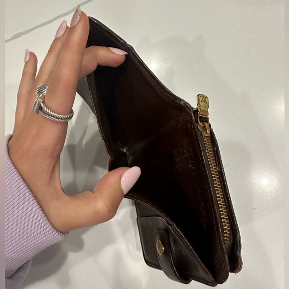 Vintage Louis Vuitton Damier Ebene Compact Zippy Wallet - Picture 11 of 15